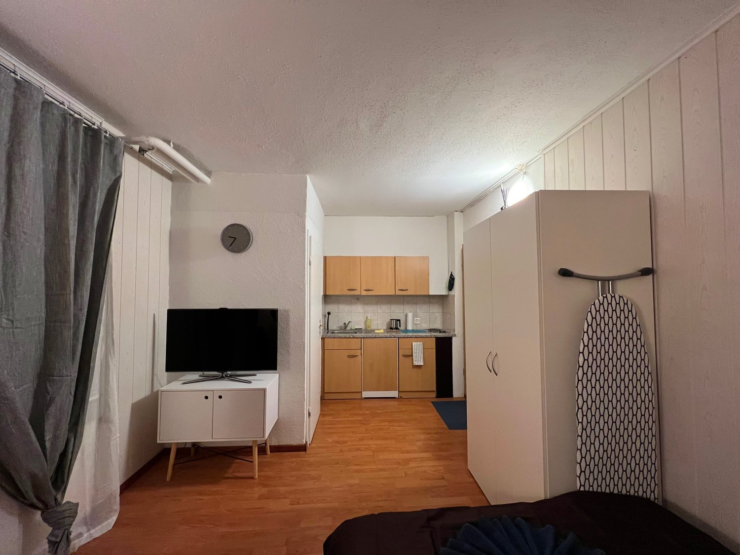 1-Zimmer-möbliertes Apartment