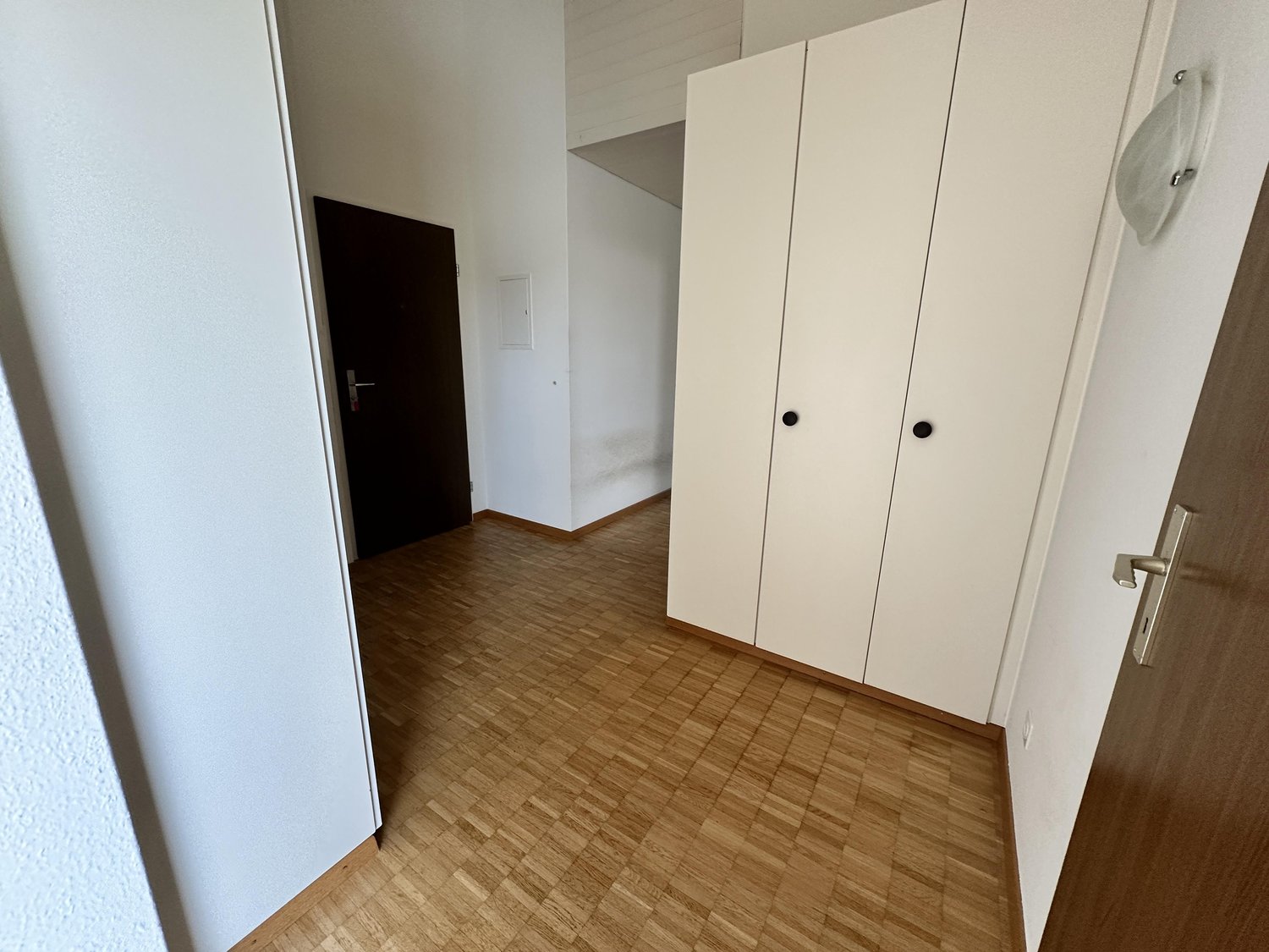 5 rooms apartment