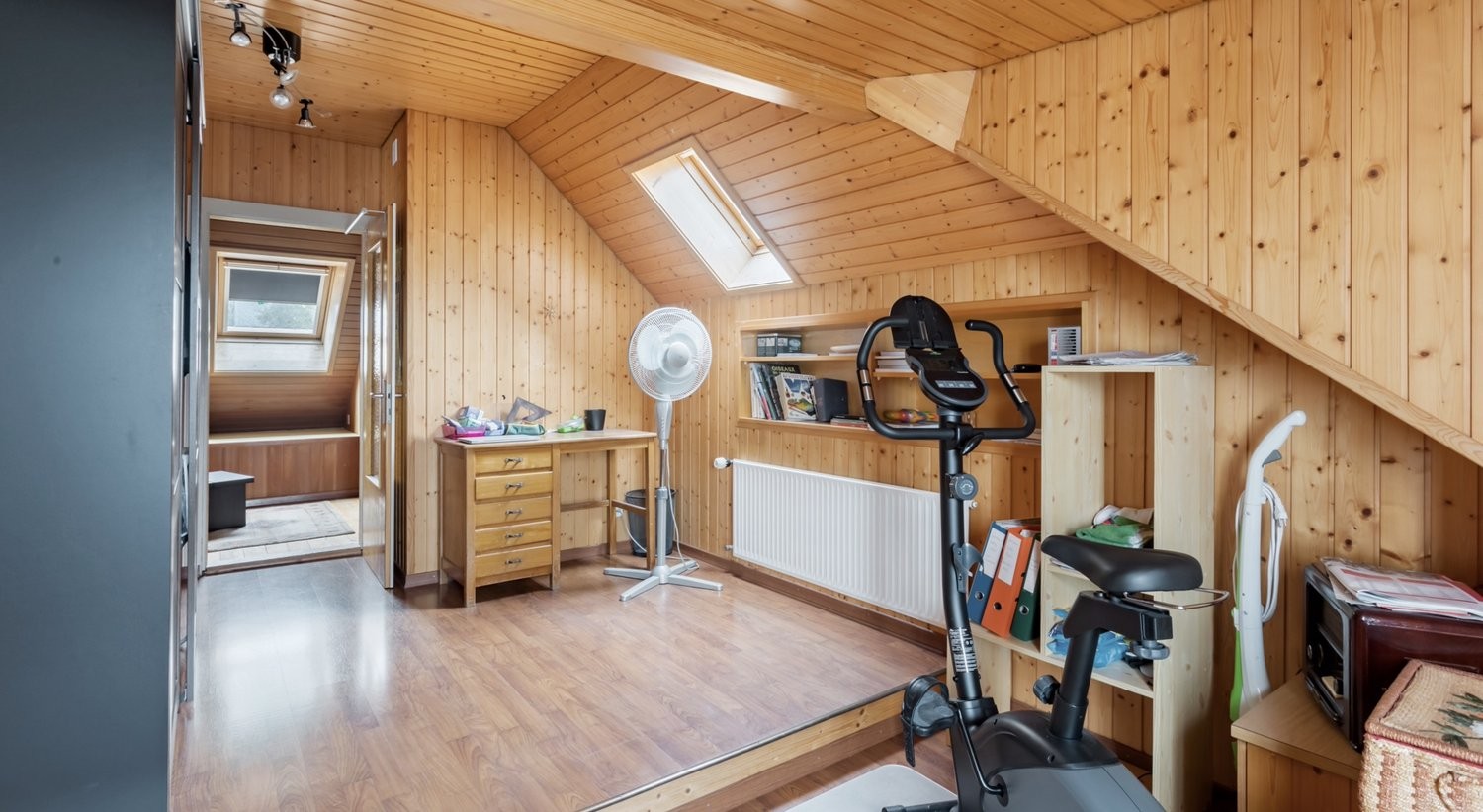 6-Zimmer-Wohnung