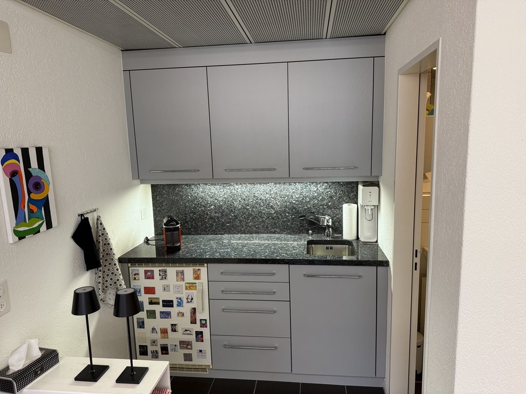 91m² office