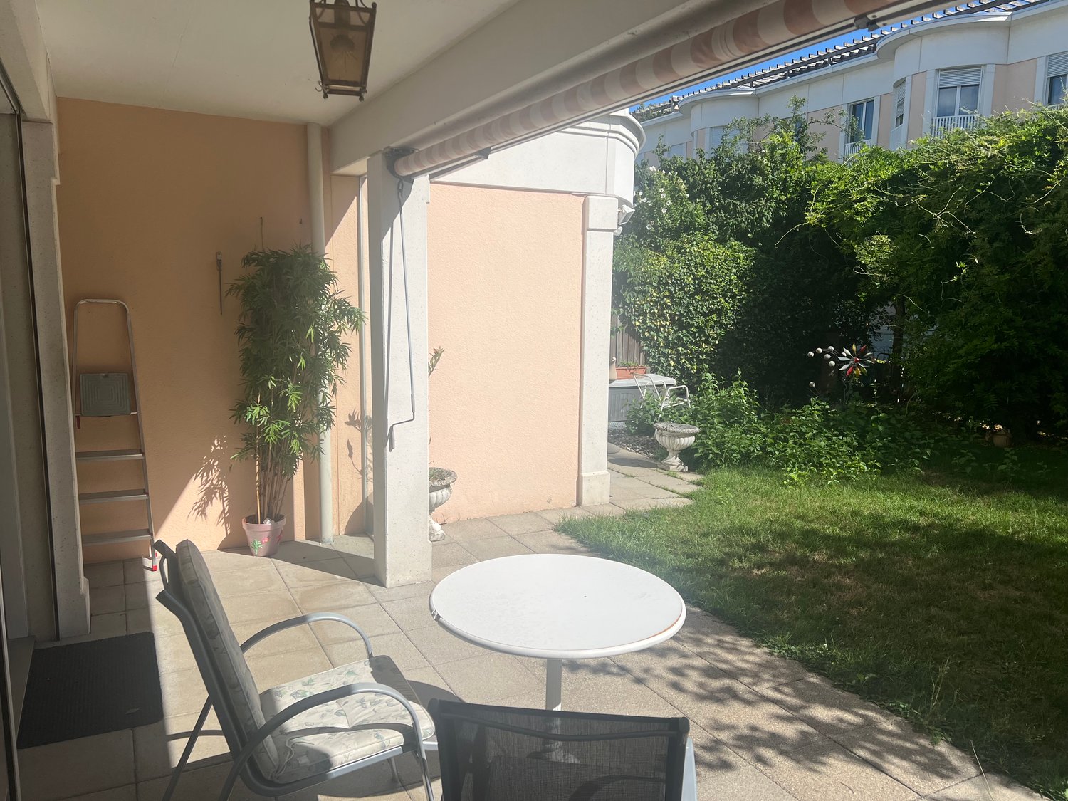 appartamento con terrazza di 3 ½ locali