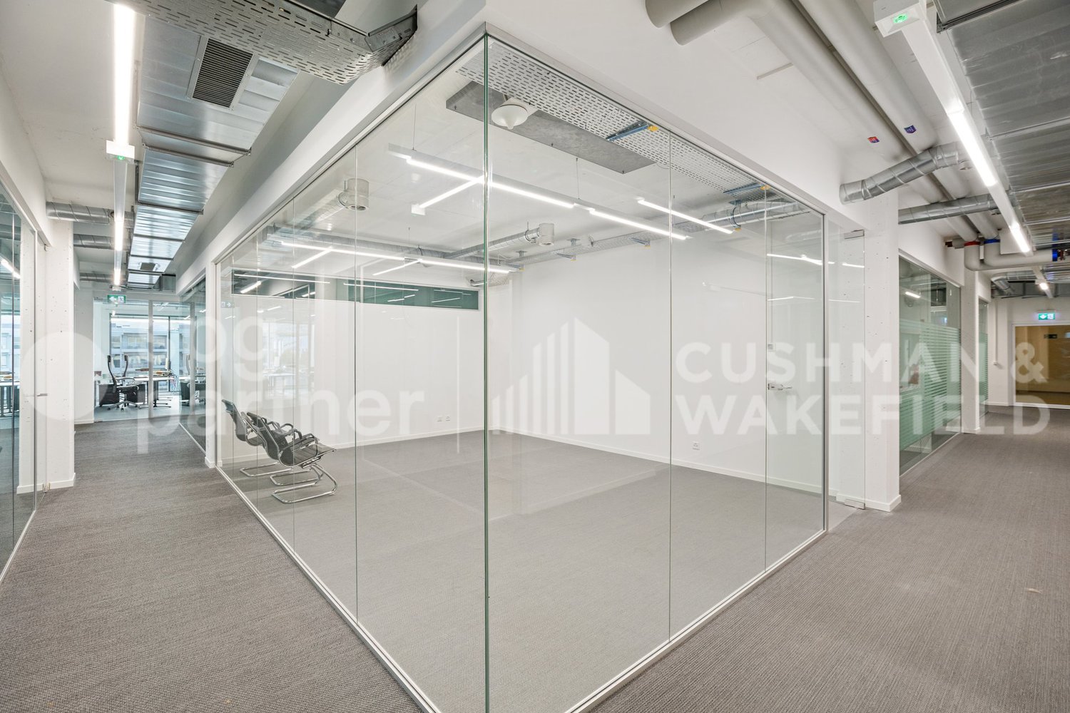 735m² Büro