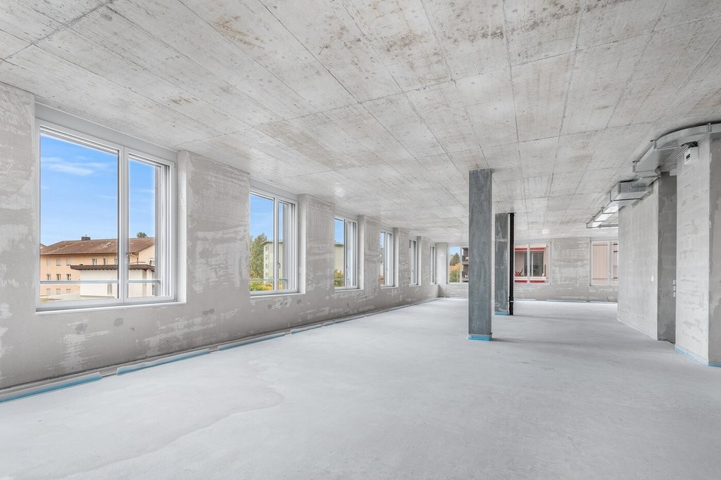 181m² office