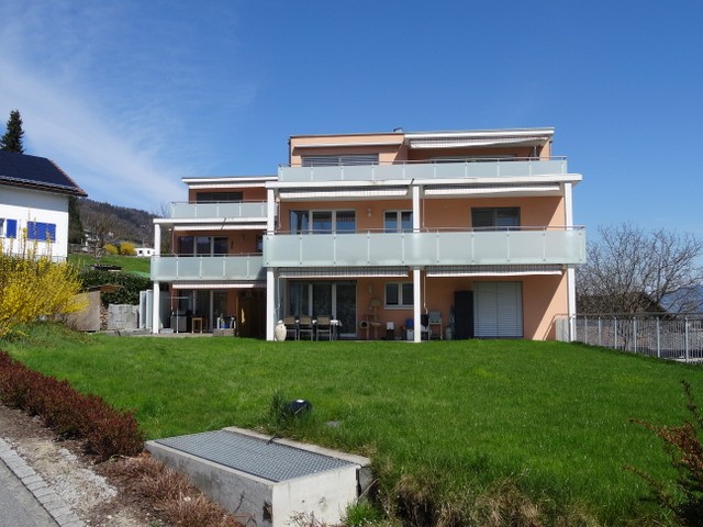 10 rooms single house