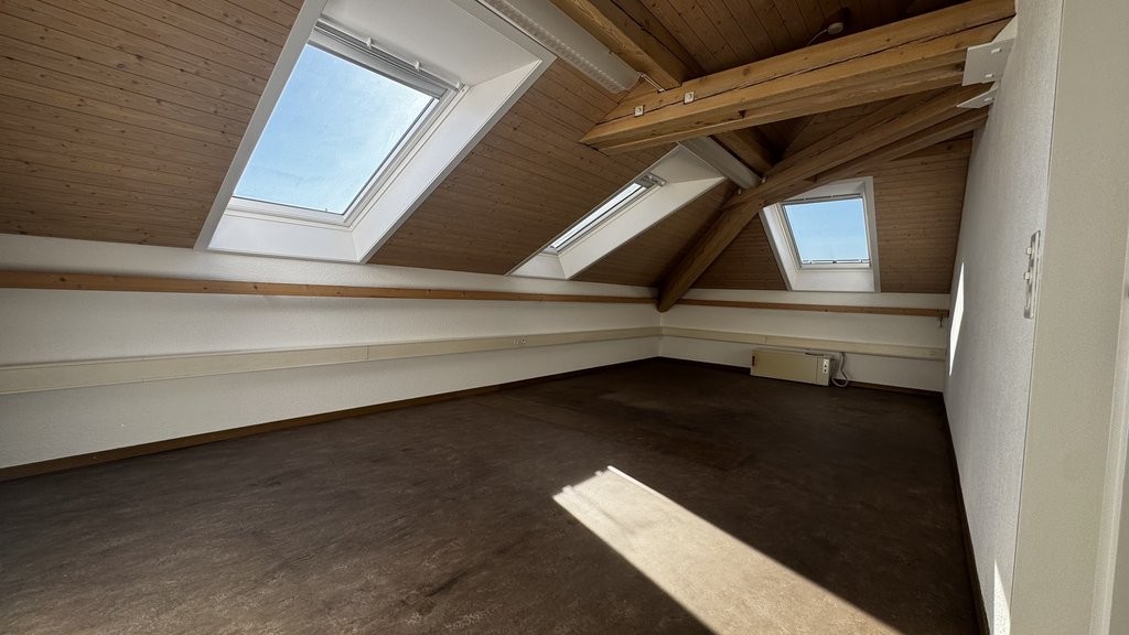 149m² office