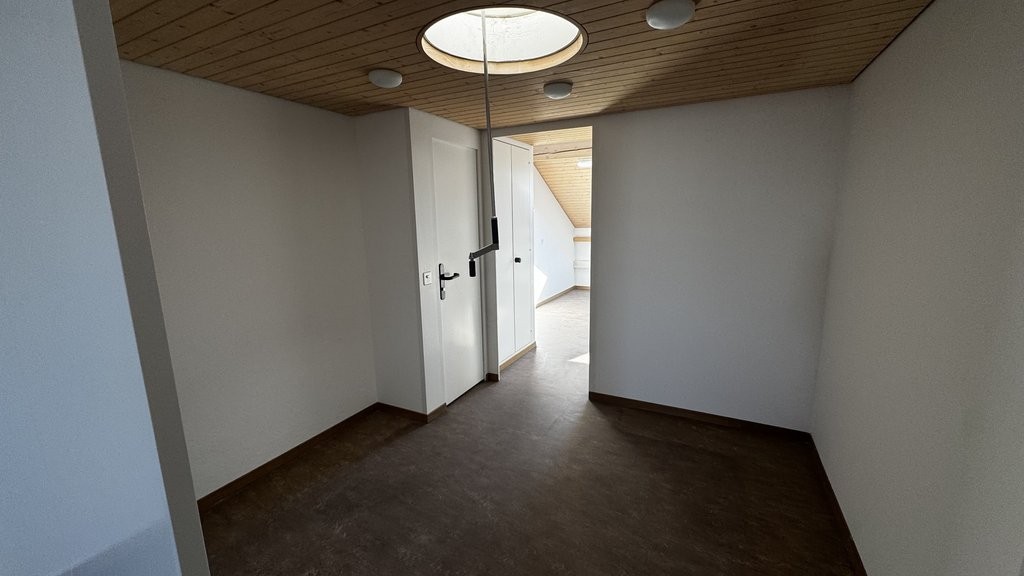 149m² office