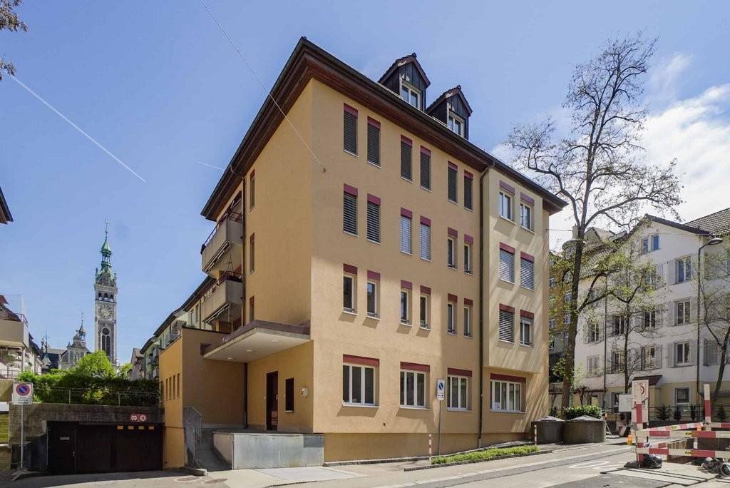 117m² commercial
