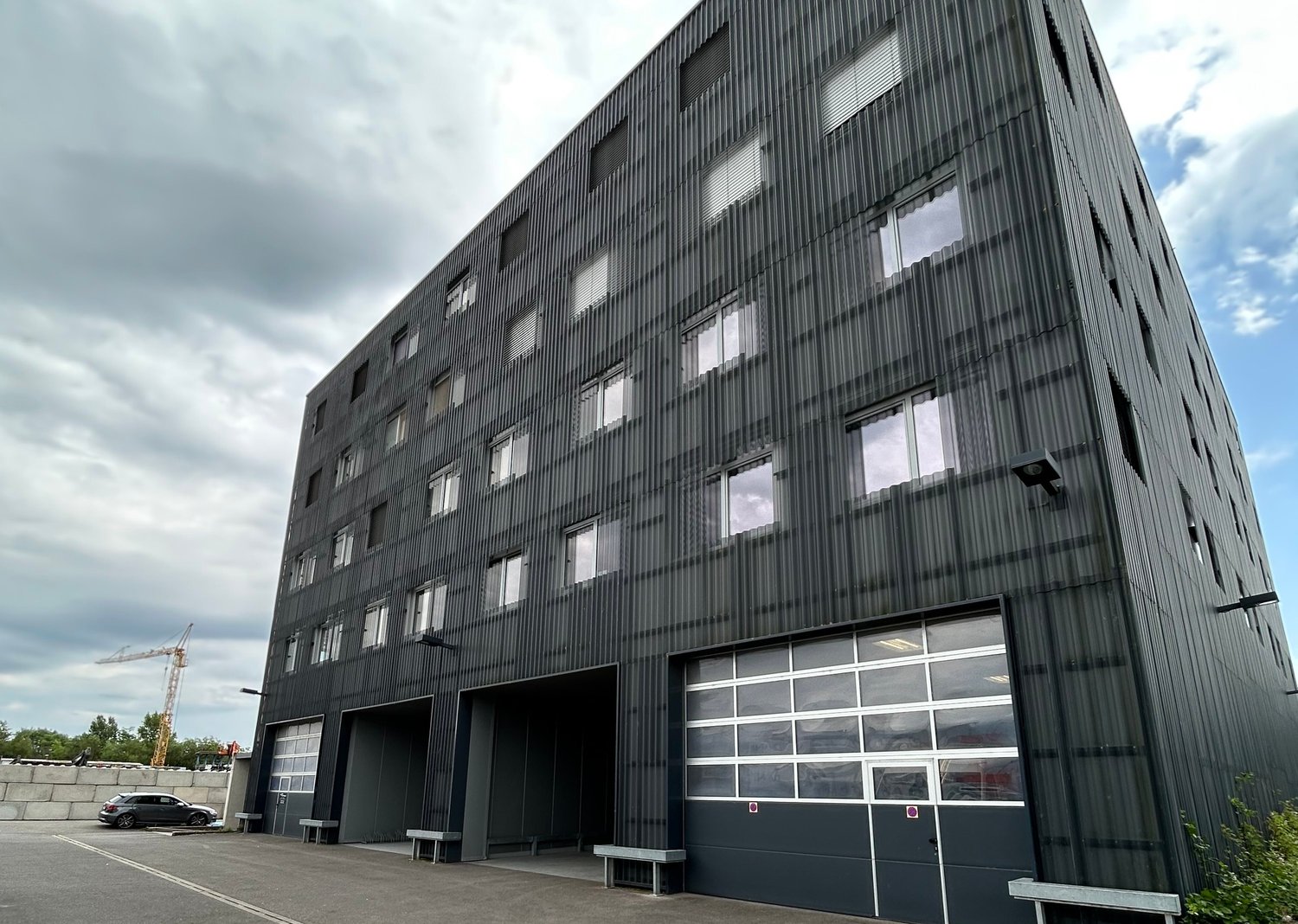 1120m² oggetto industriale