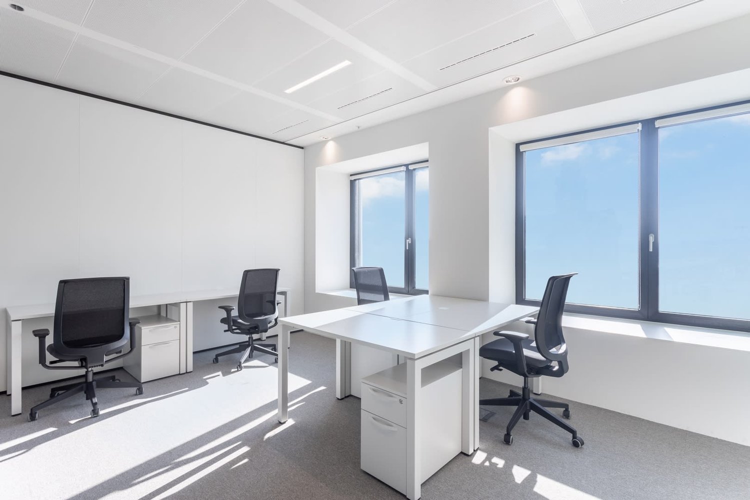 75m² office