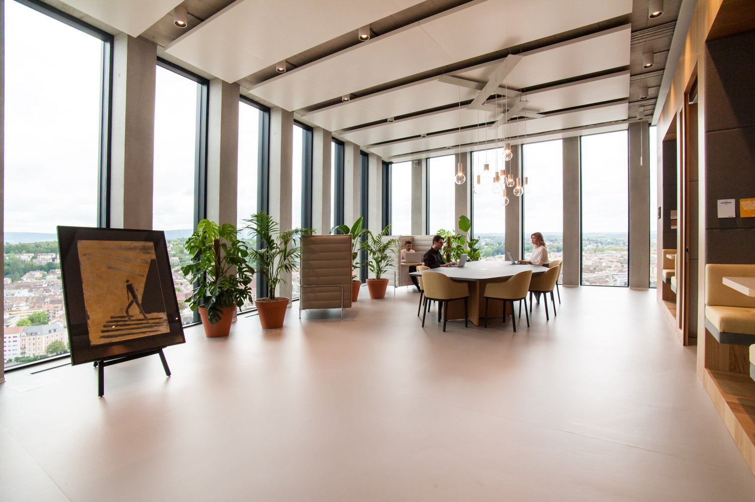 75m² office