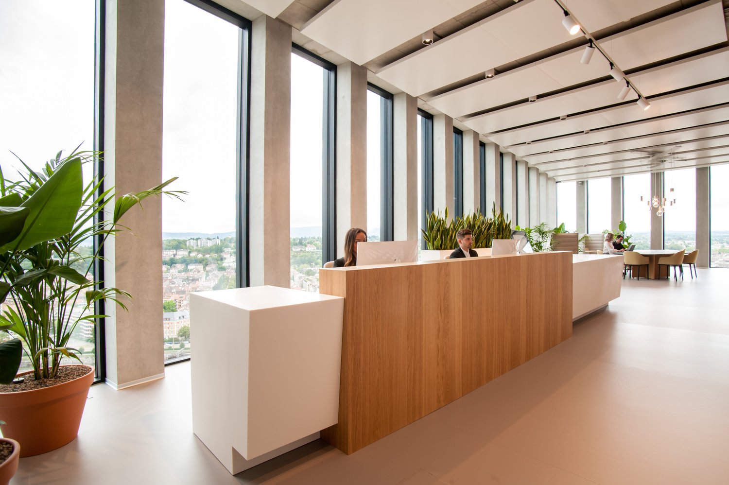 75m² office