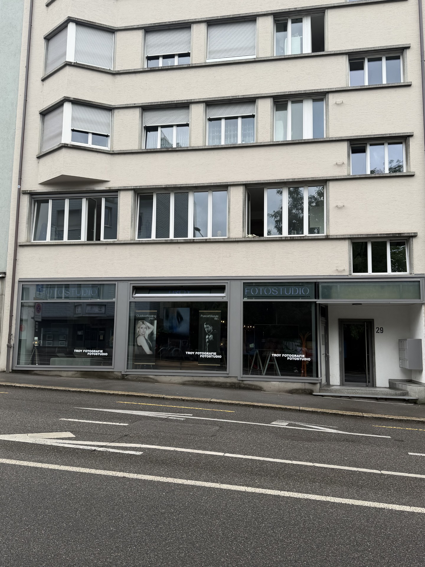 atelier di 150m²