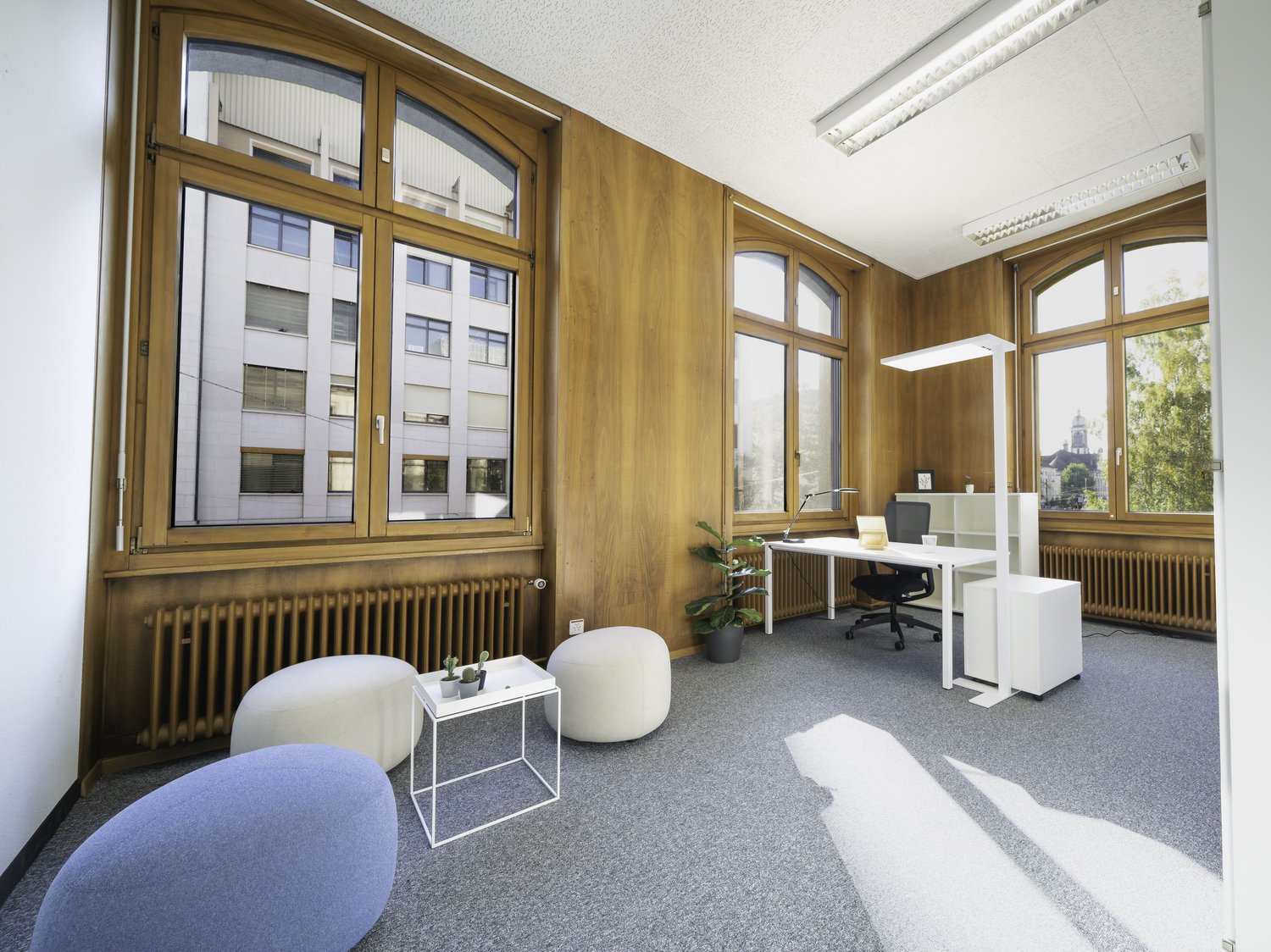 150m² office