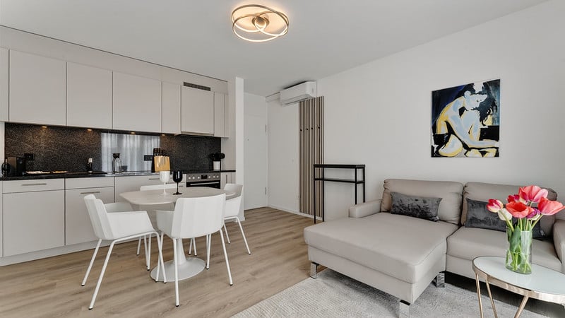 2 Zimmer möblierte Wohnung