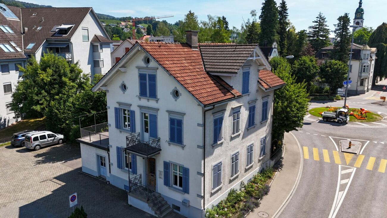 184m² commerciale