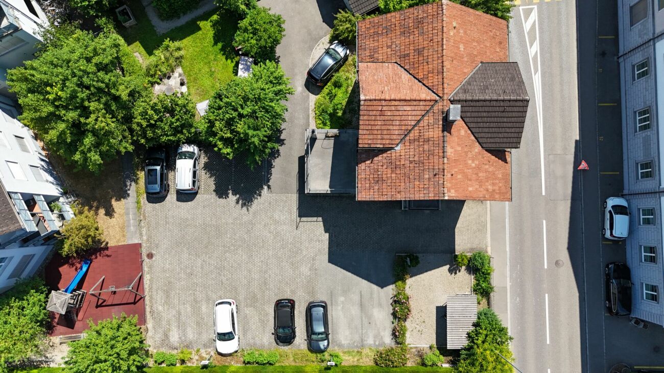 184m² commerciale