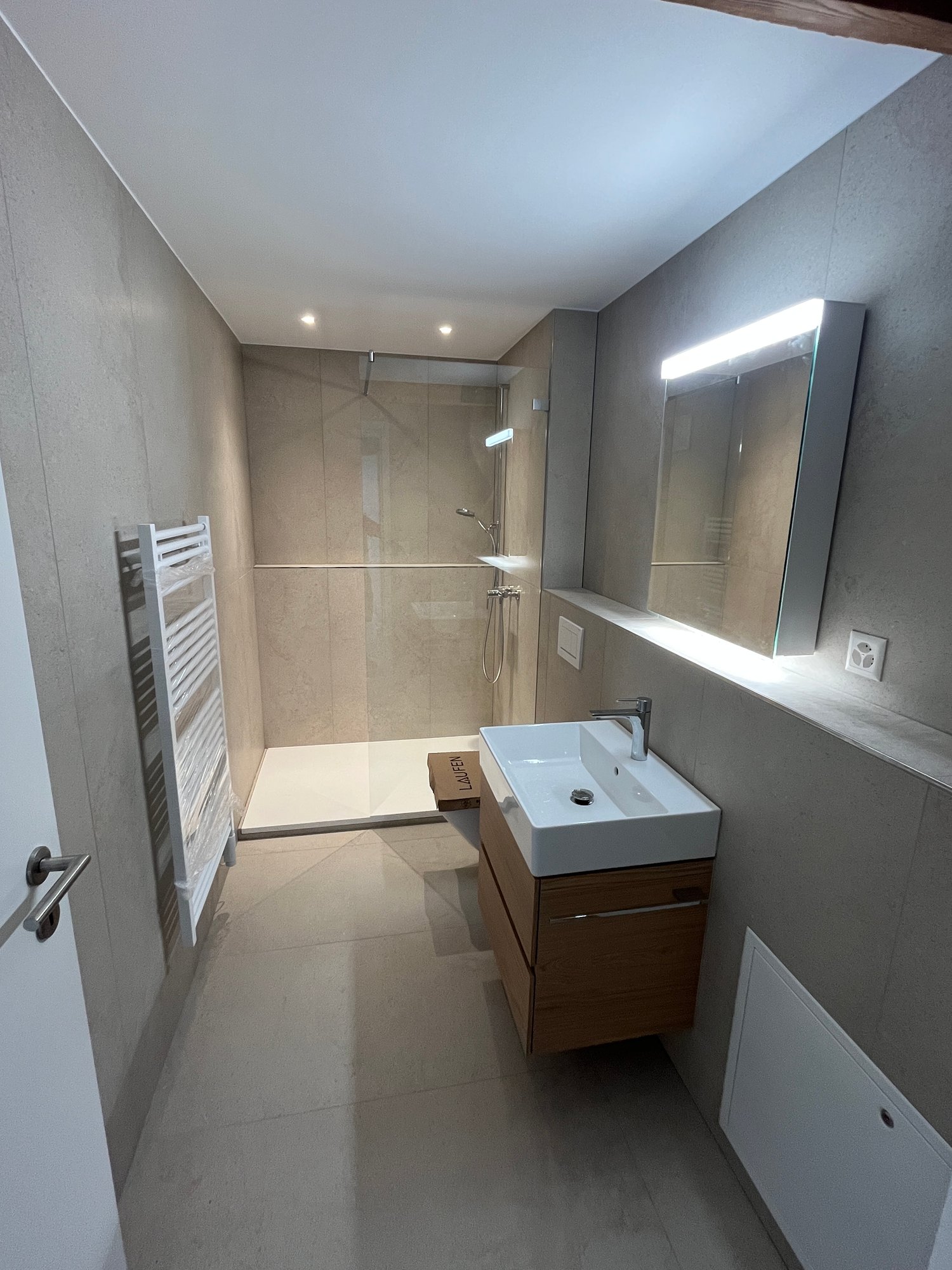 4 rooms roof flat
