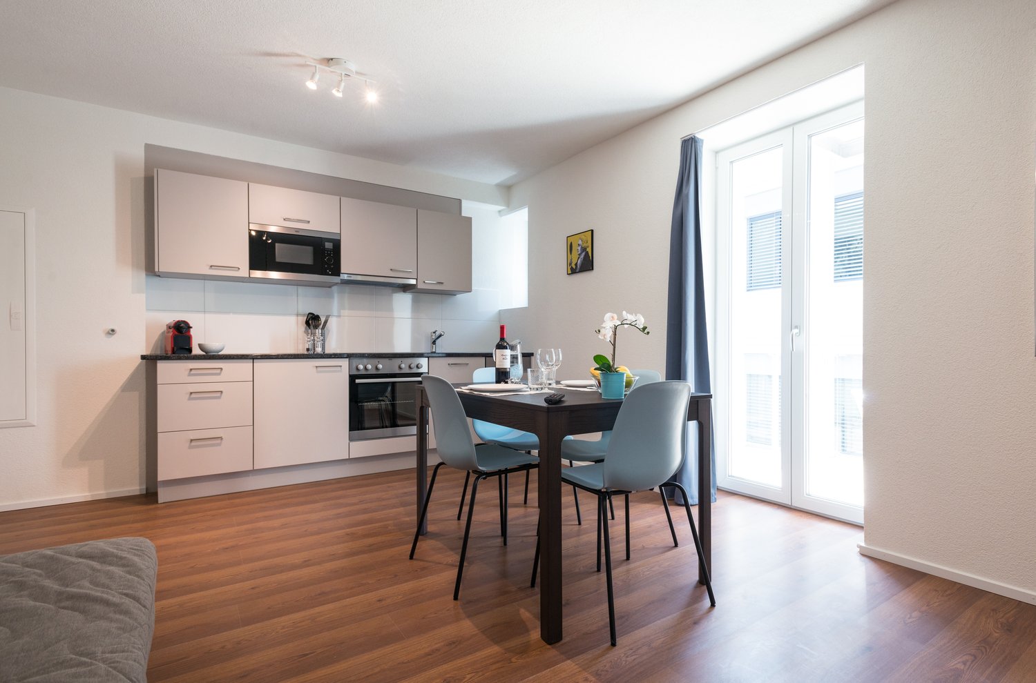 2 rooms furnished flat