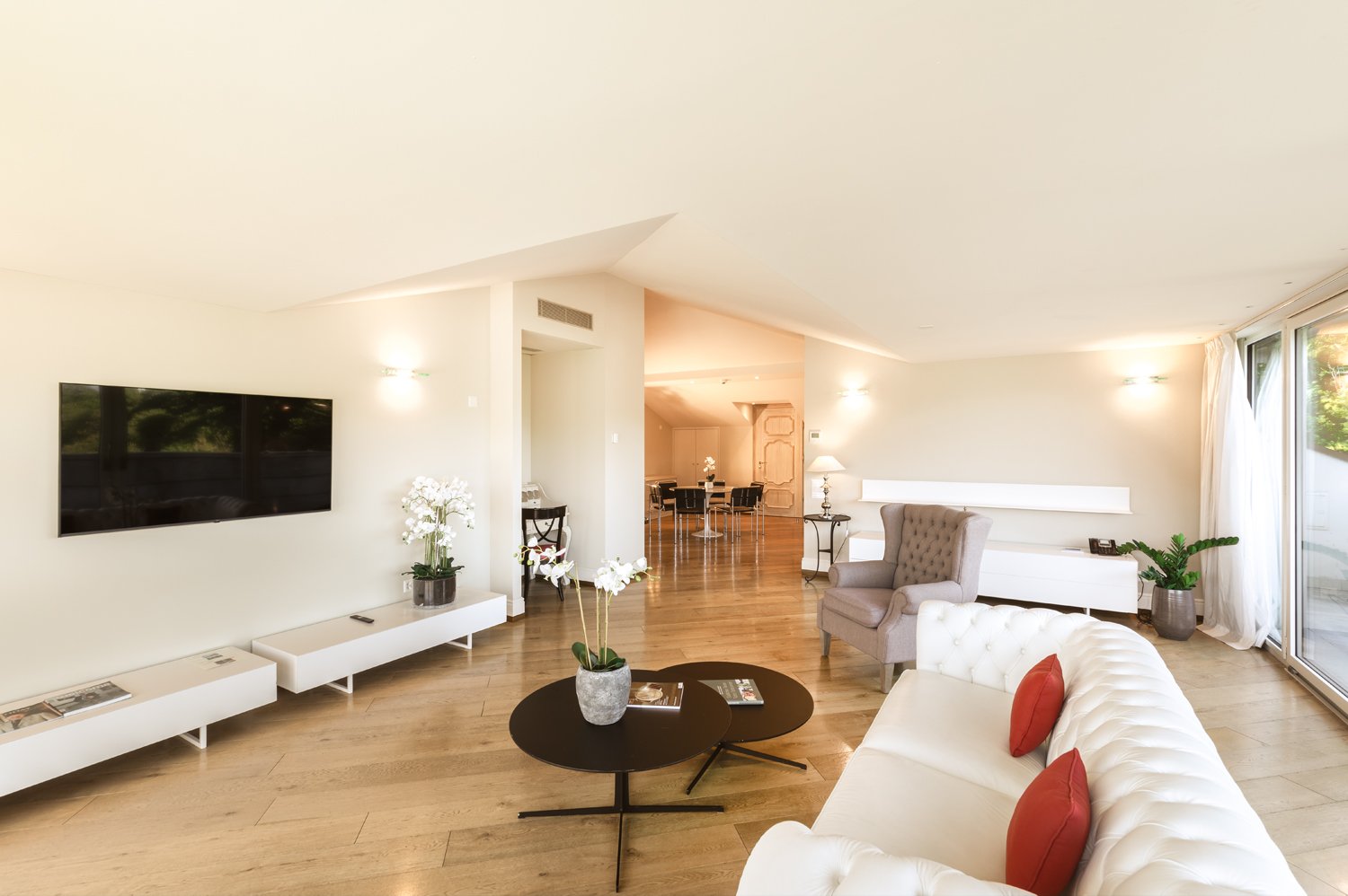 3 ½ Zimmer möblierte Wohnung