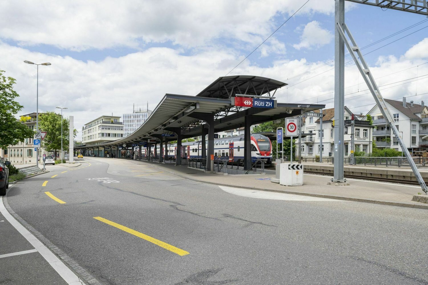 145m² studio