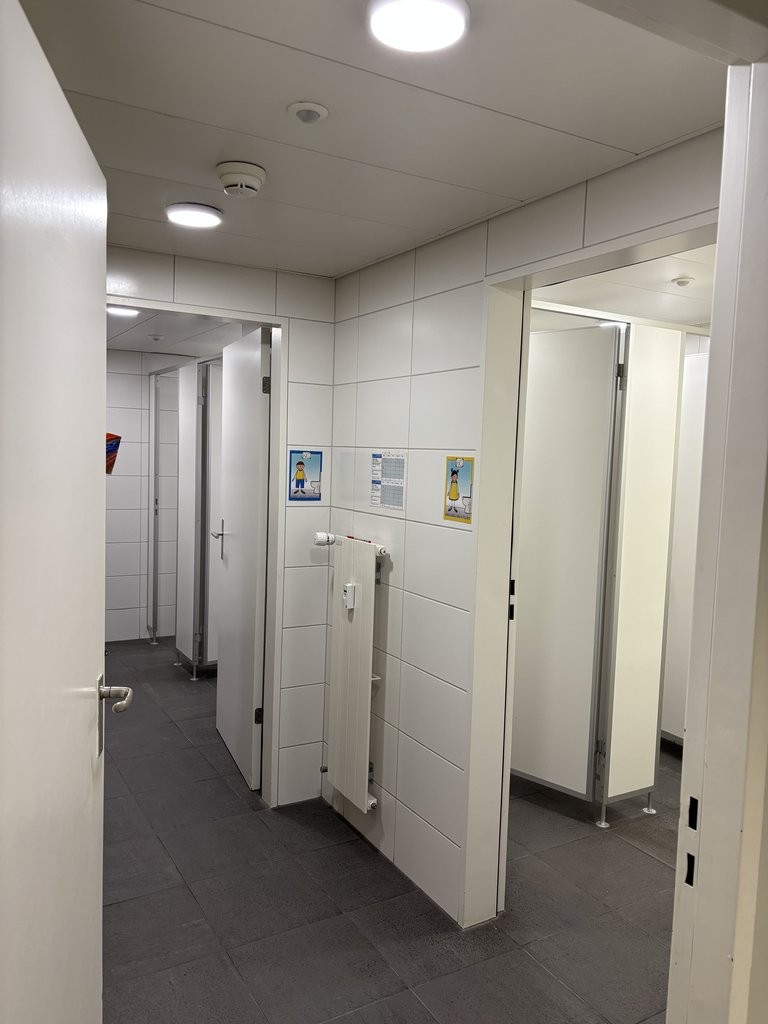 312m² office