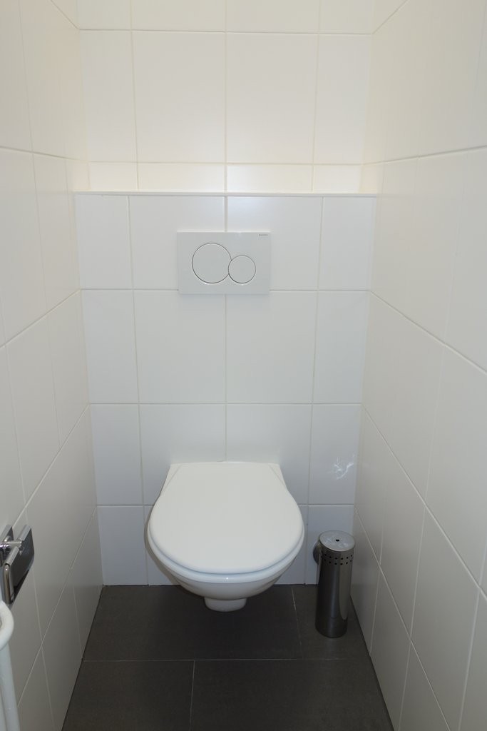 5 rooms apartment
