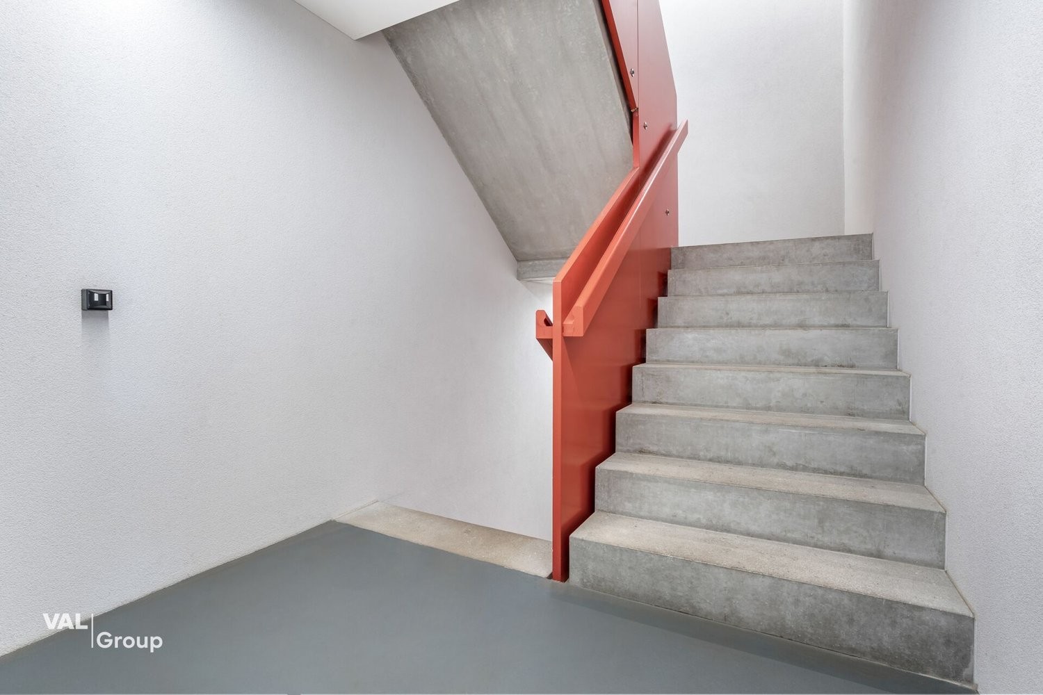 2971m² industrial object