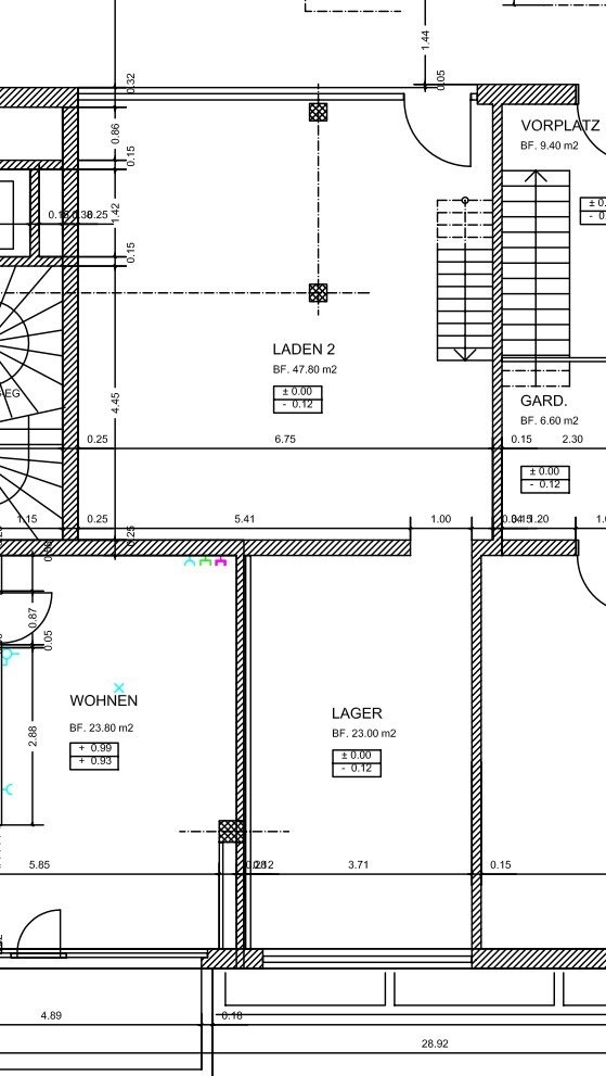 73m² shop