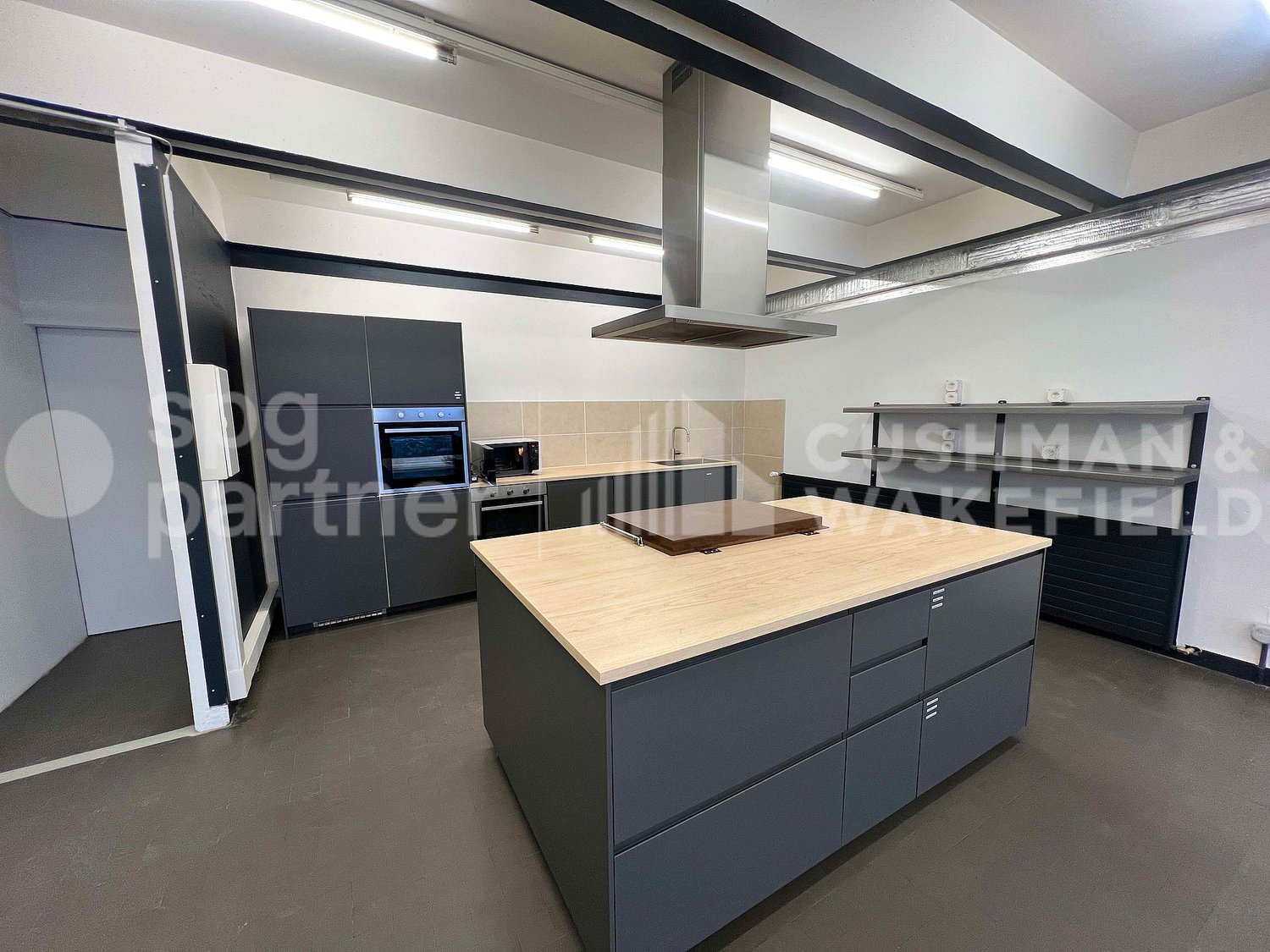 1470m² Gewerbe
