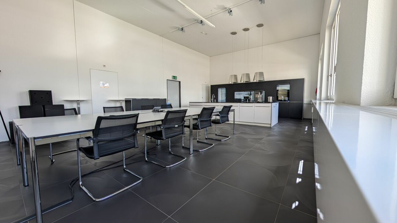 367m² commercial