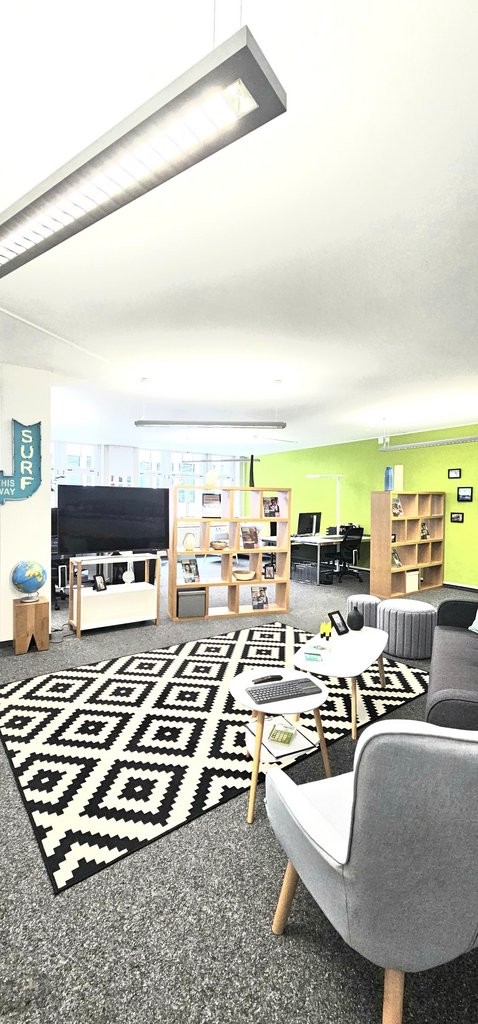 125m² office