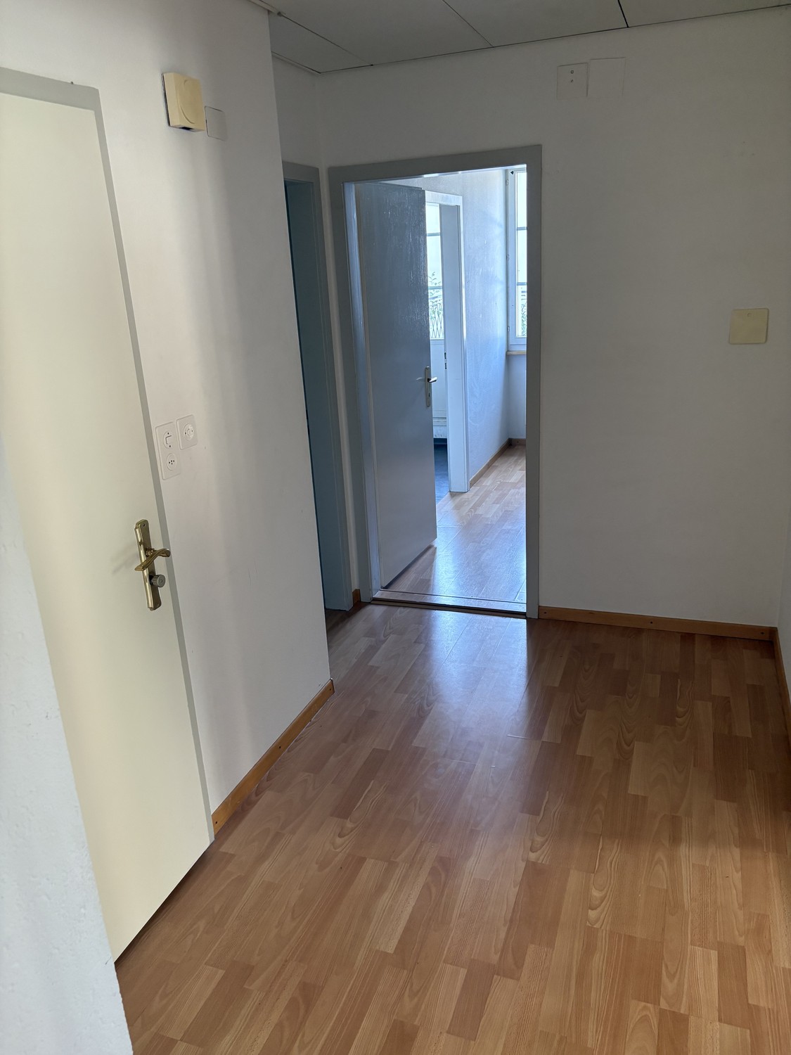 6 rooms apartment