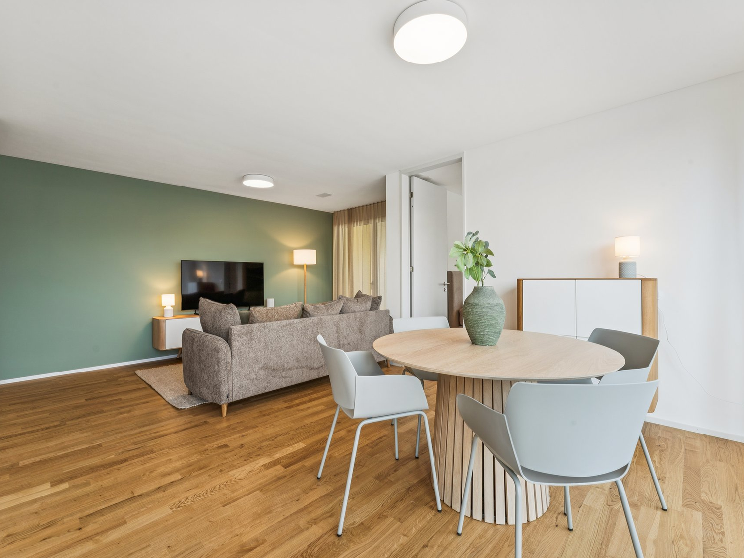 2 ½ rooms furnished flat