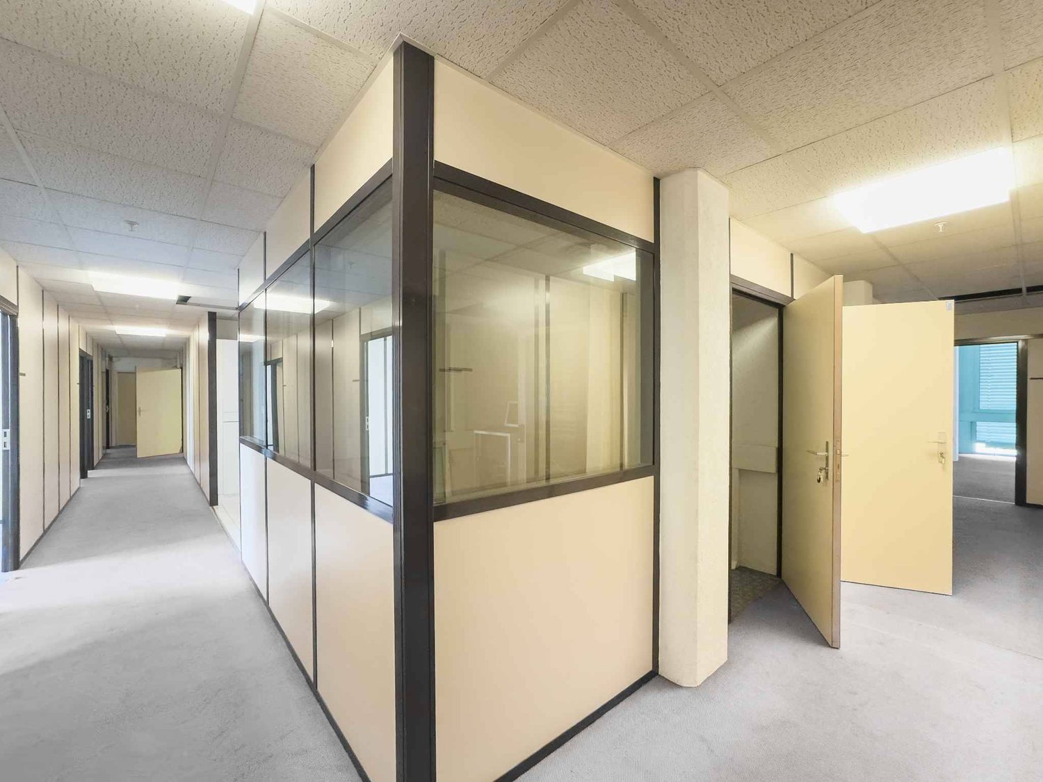 290m² Büro