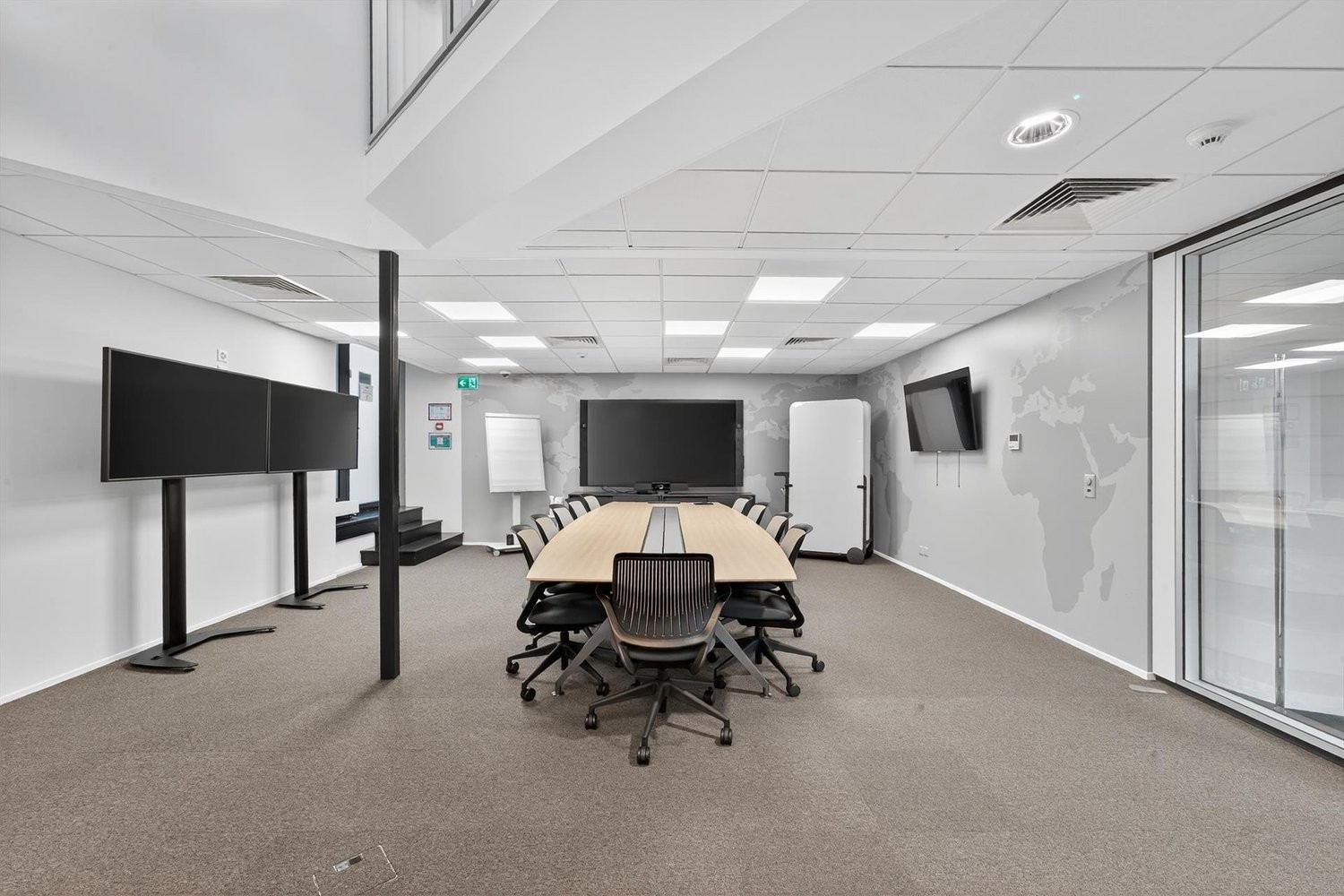 340m² ufficio
