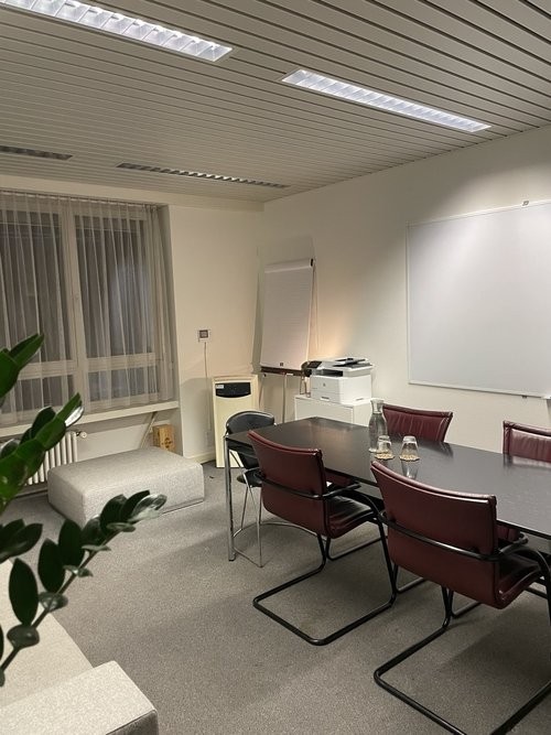 23m² office