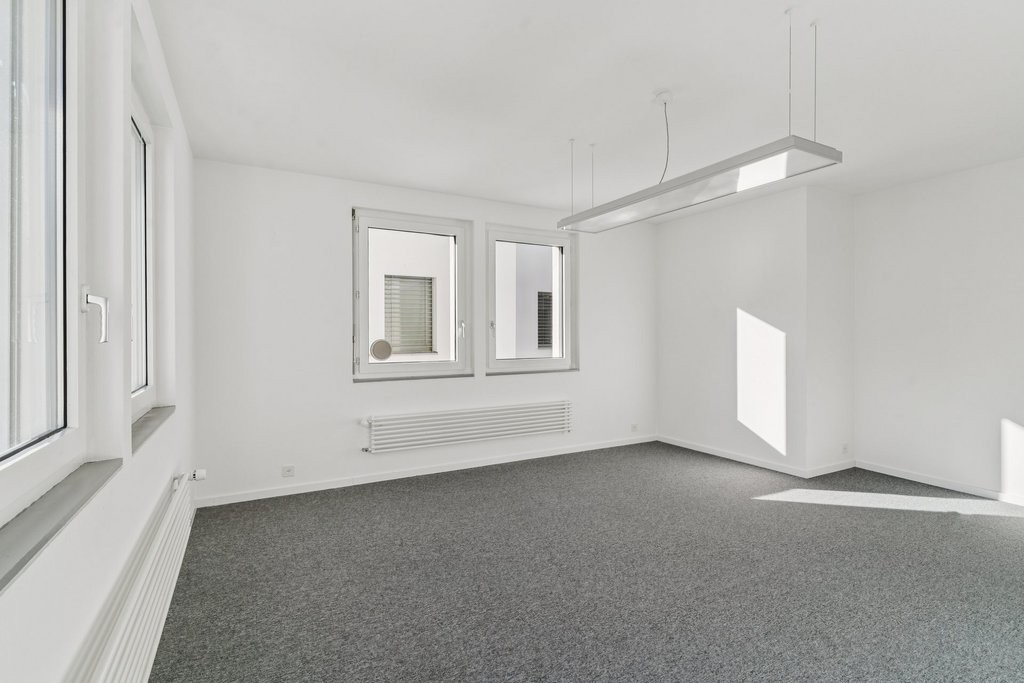 130m² office