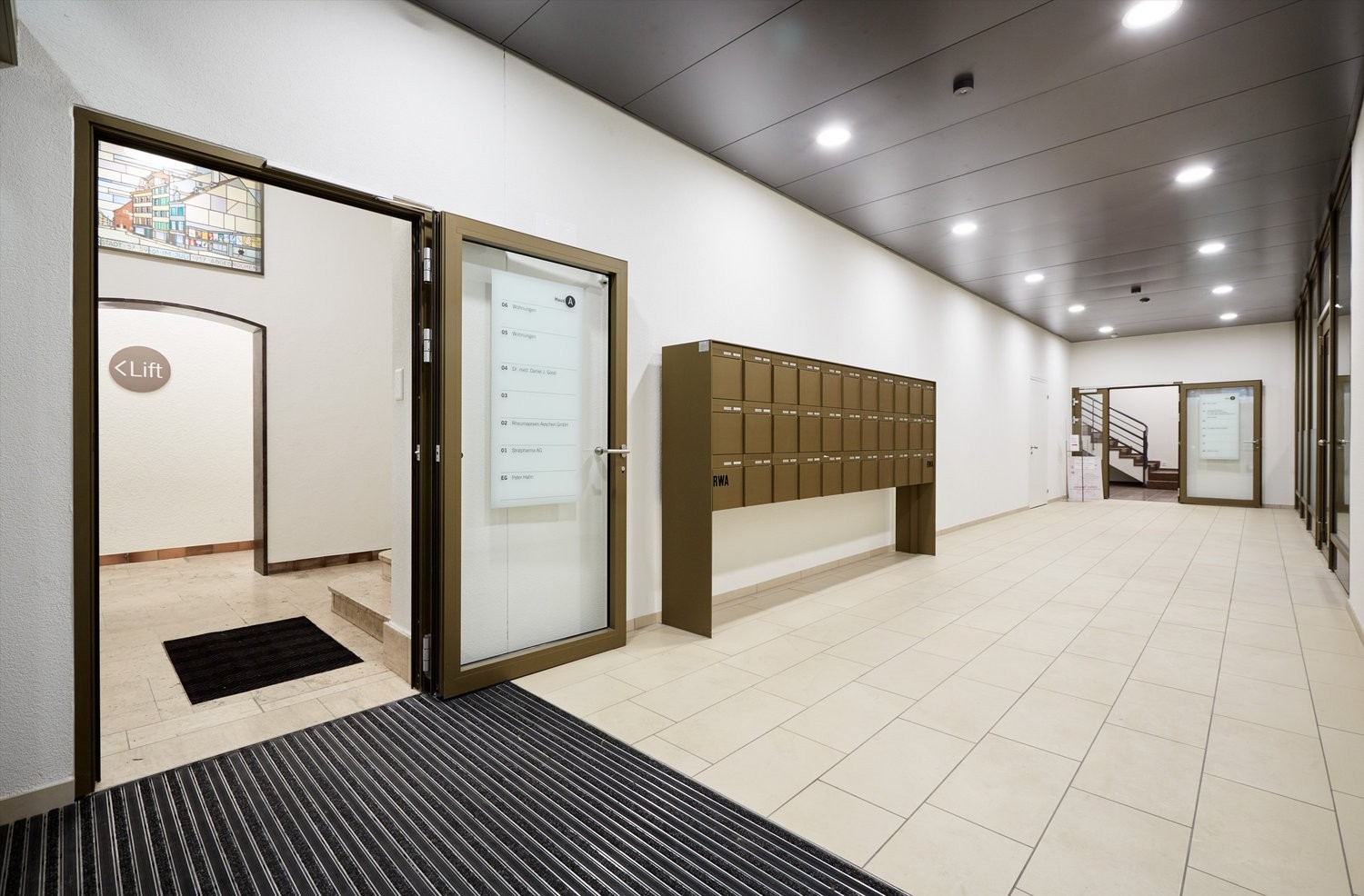 129m² office