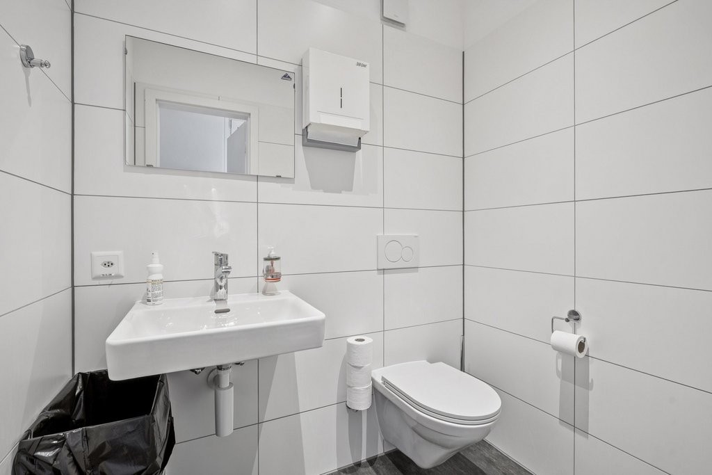 180m² ufficio