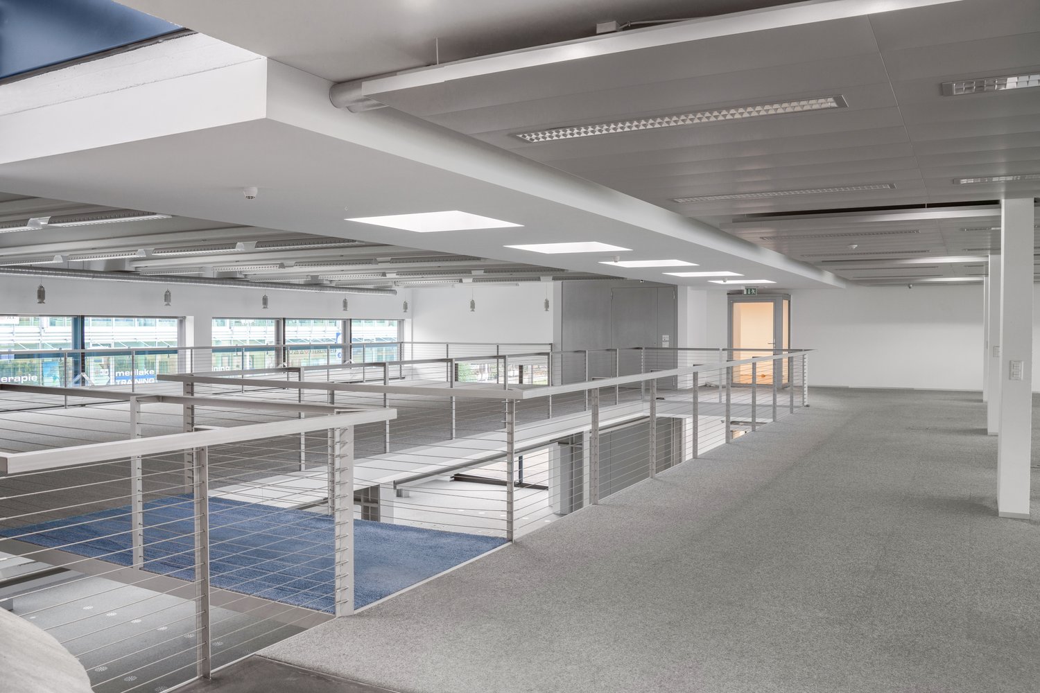 1840m² office