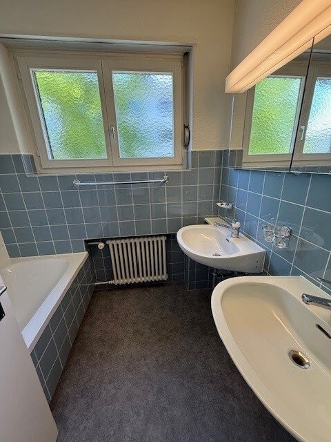 5 rooms apartment