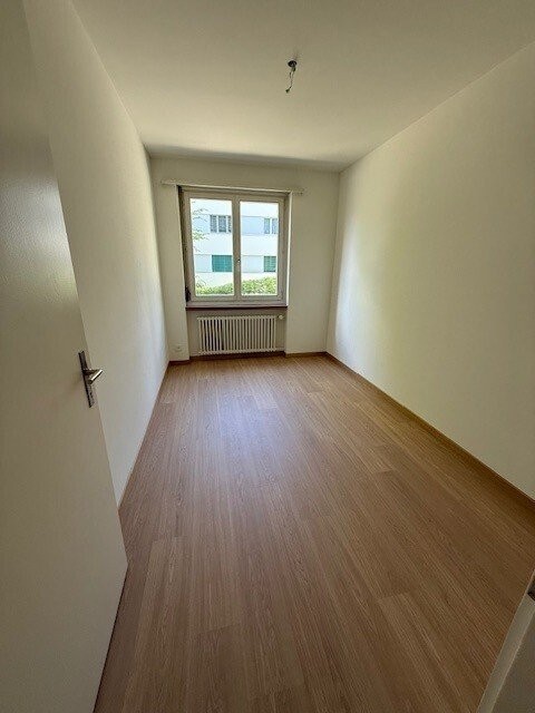 5 rooms apartment