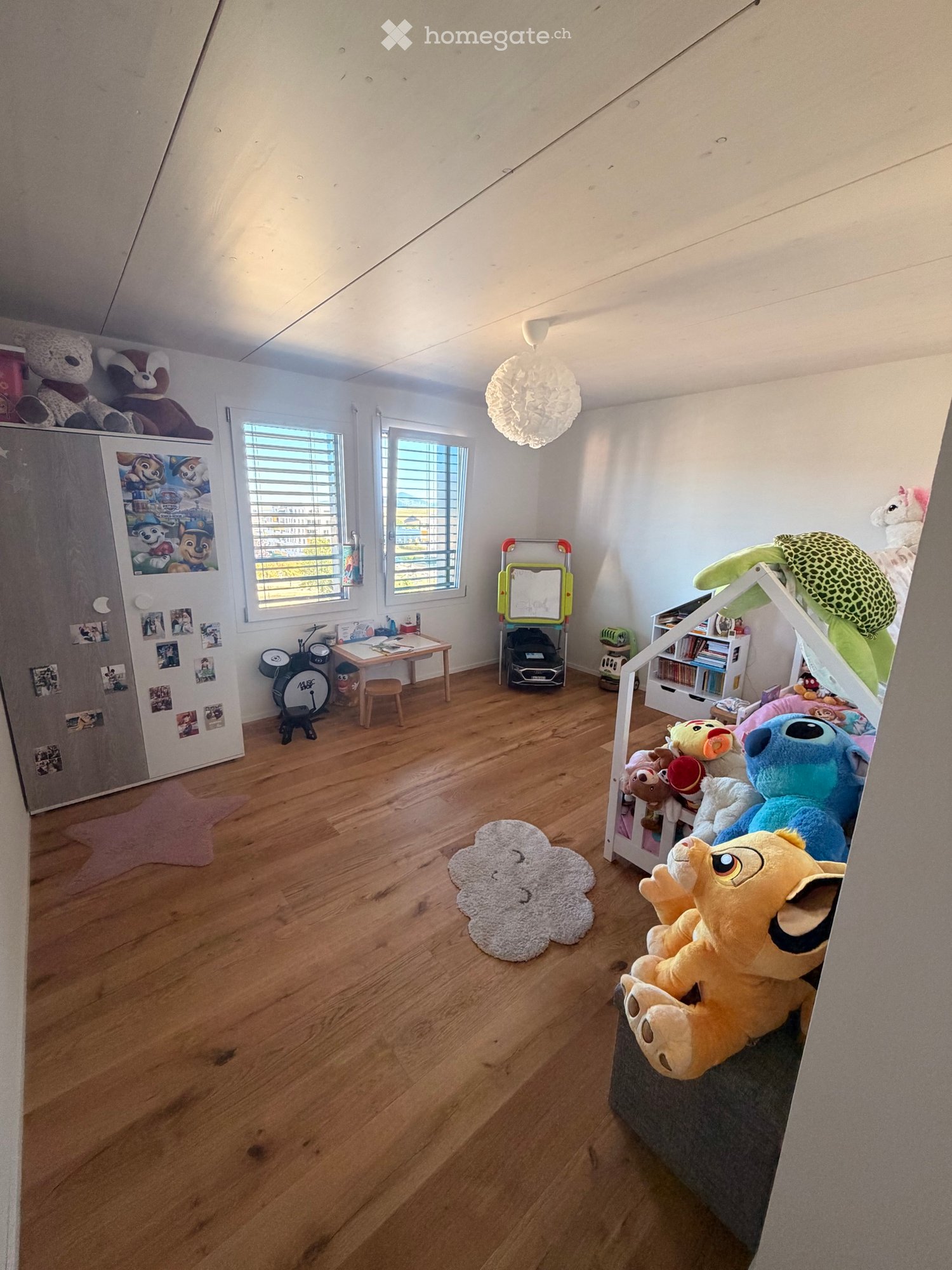 5 rooms apartment