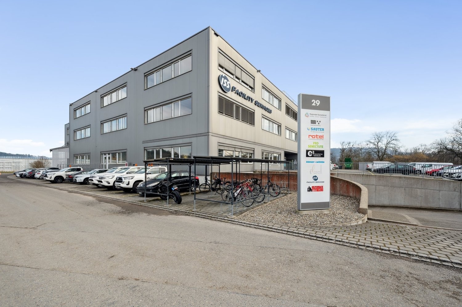 258m² bureau