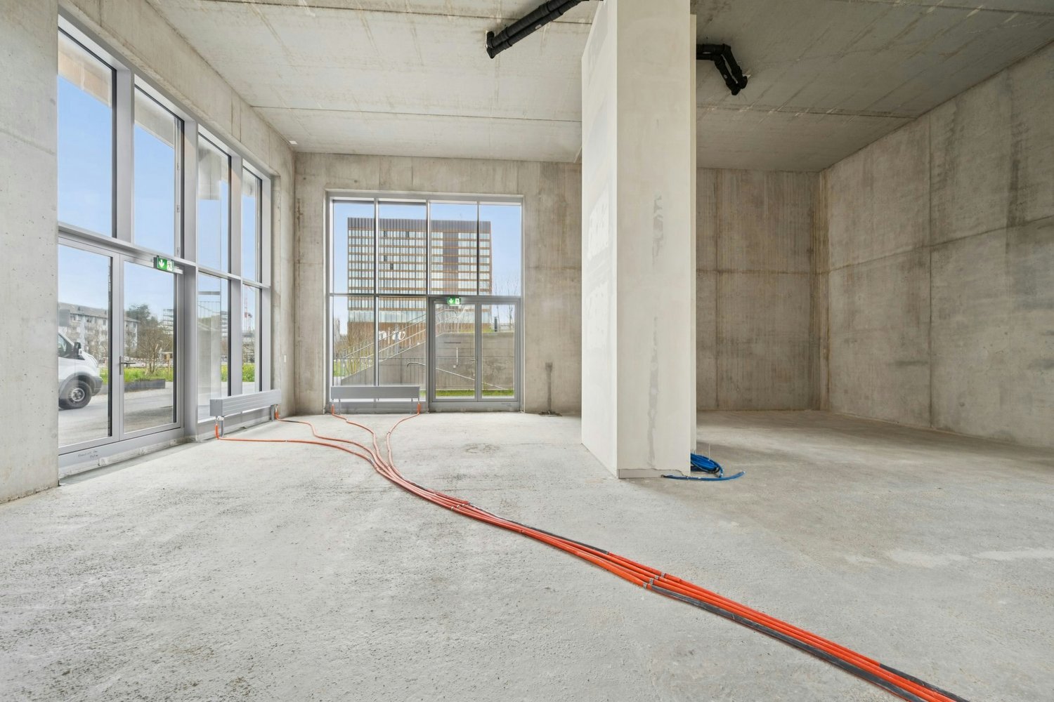 146m² commercial