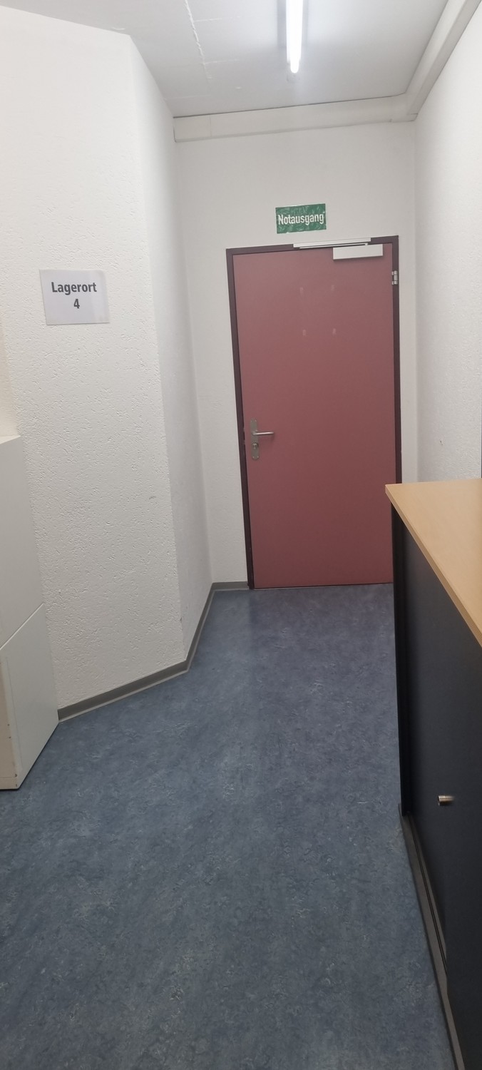 155m² commercial