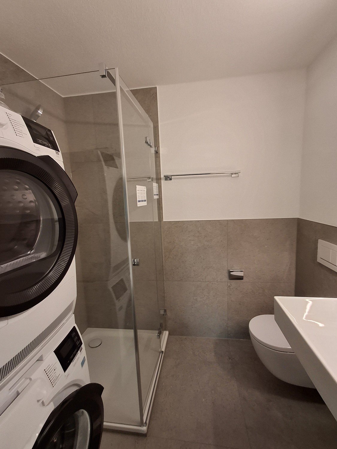 5 rooms apartment