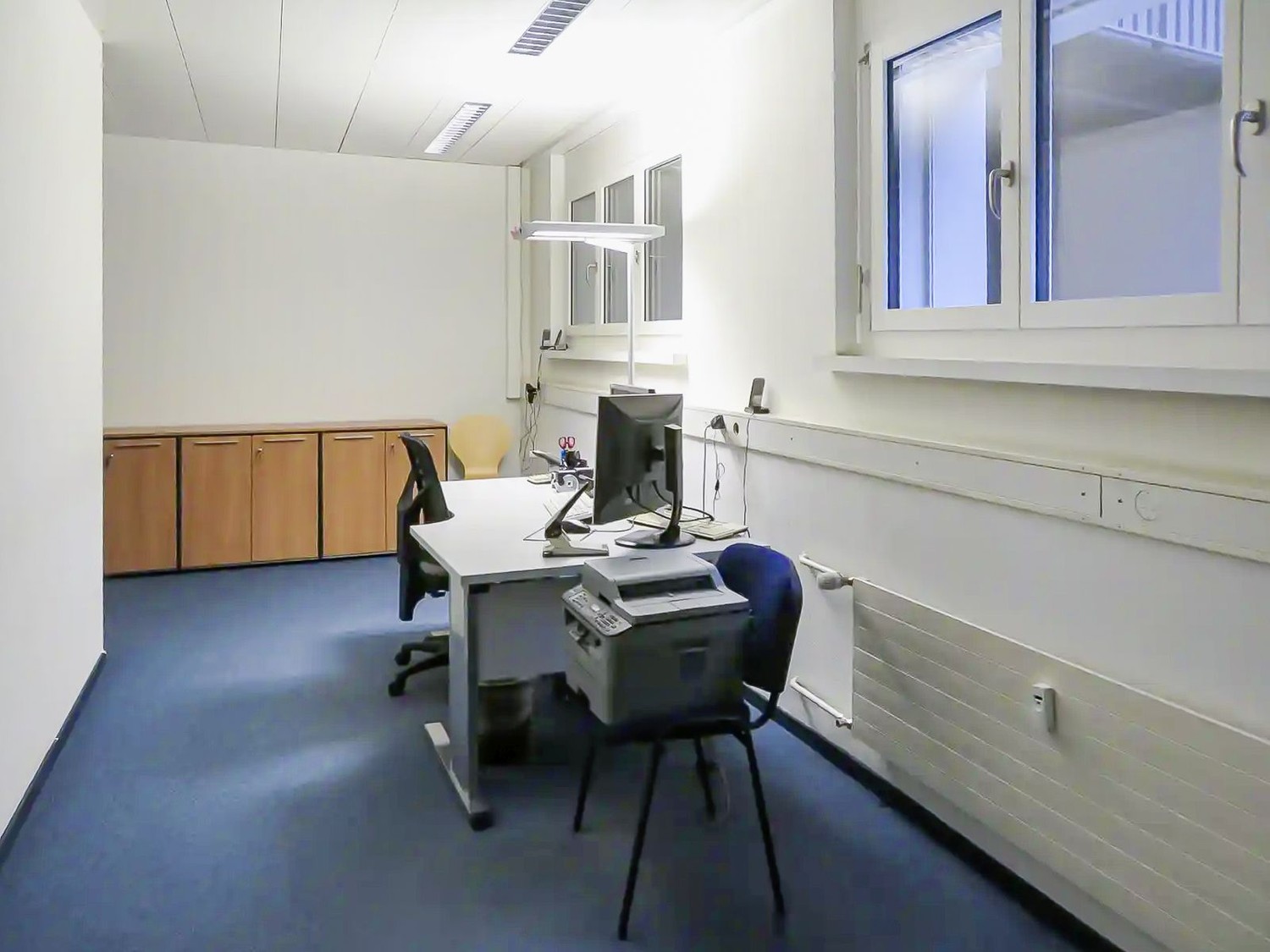 201m² office