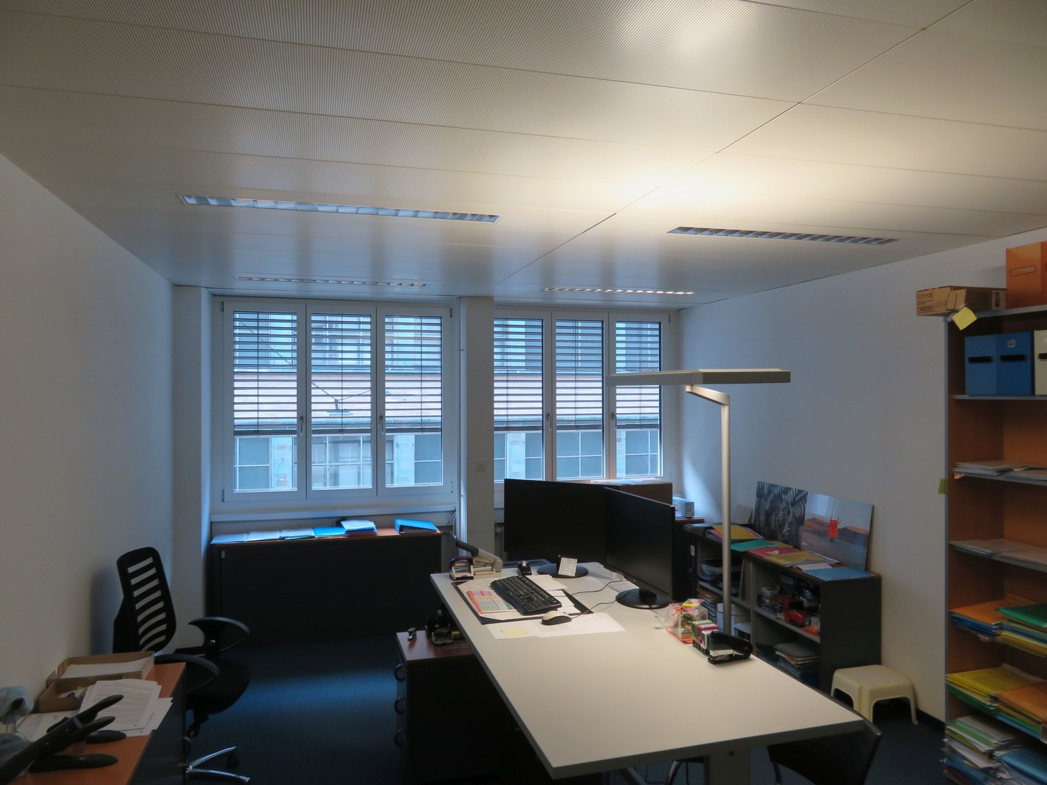 201m² office