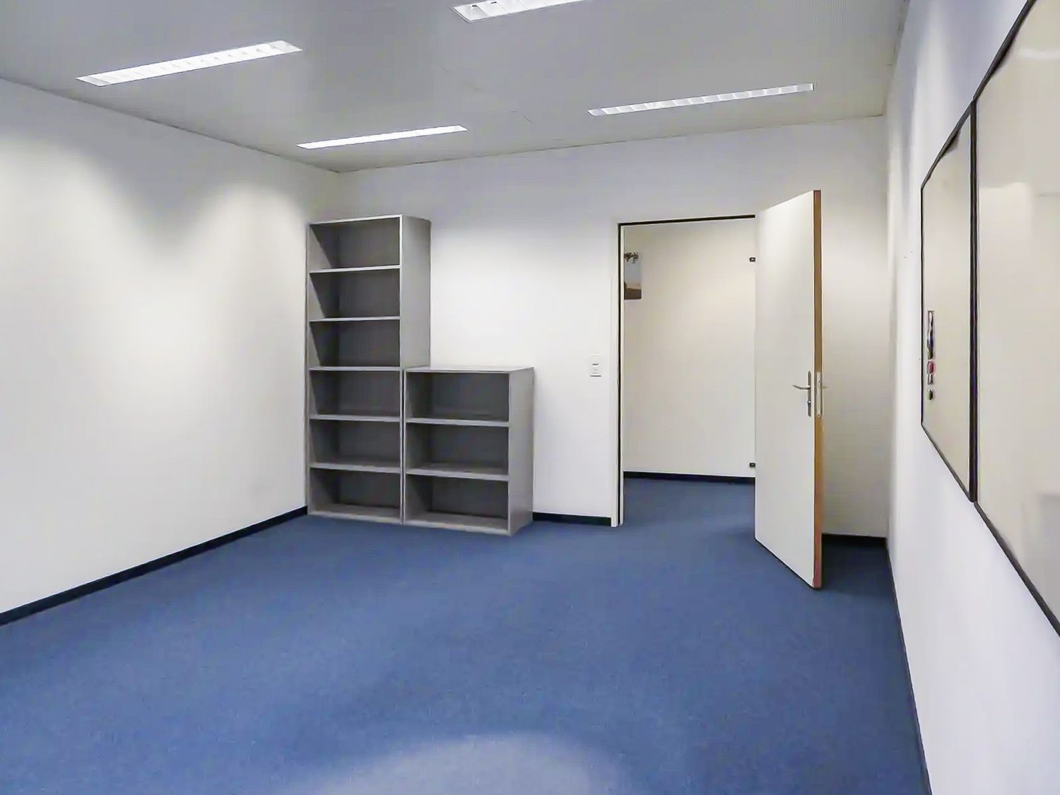 201m² office